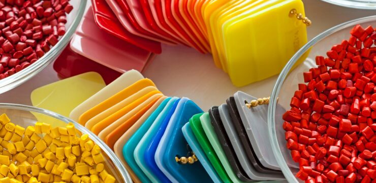 Licensing vs Selling a Product: Meaning, Differences & Examples